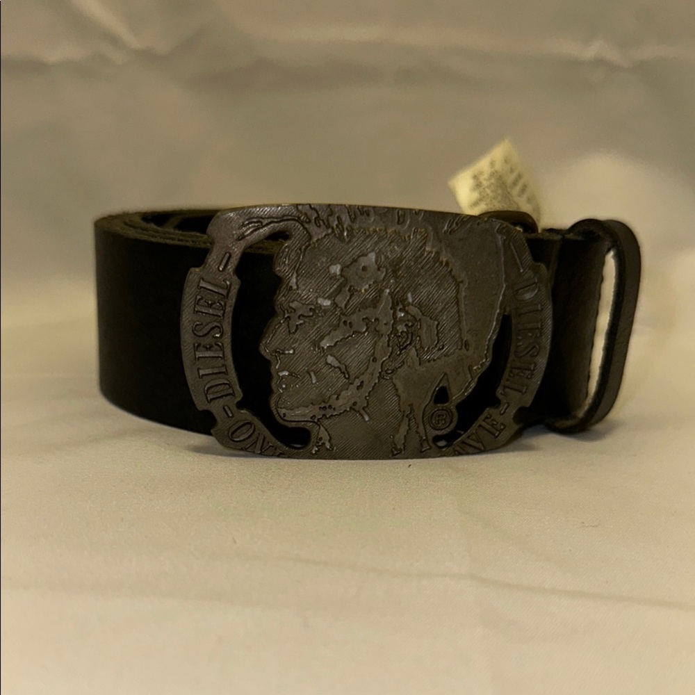 Diesel Black Leather Belt with Logo Buckle New Without Tags Never Worn